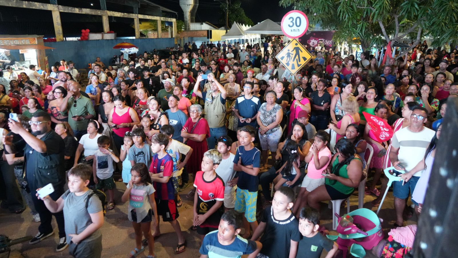 Praça do Abobrão reuniu famílias em uma grande celebração pelo Dia das Mães na Zona Sul de Porto Velho