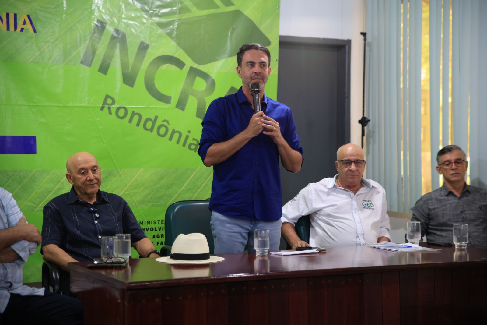 Léo Moraes destacou que a parceria representa dignidade para as famílias e impacto direto no desenvolvimento da cidade