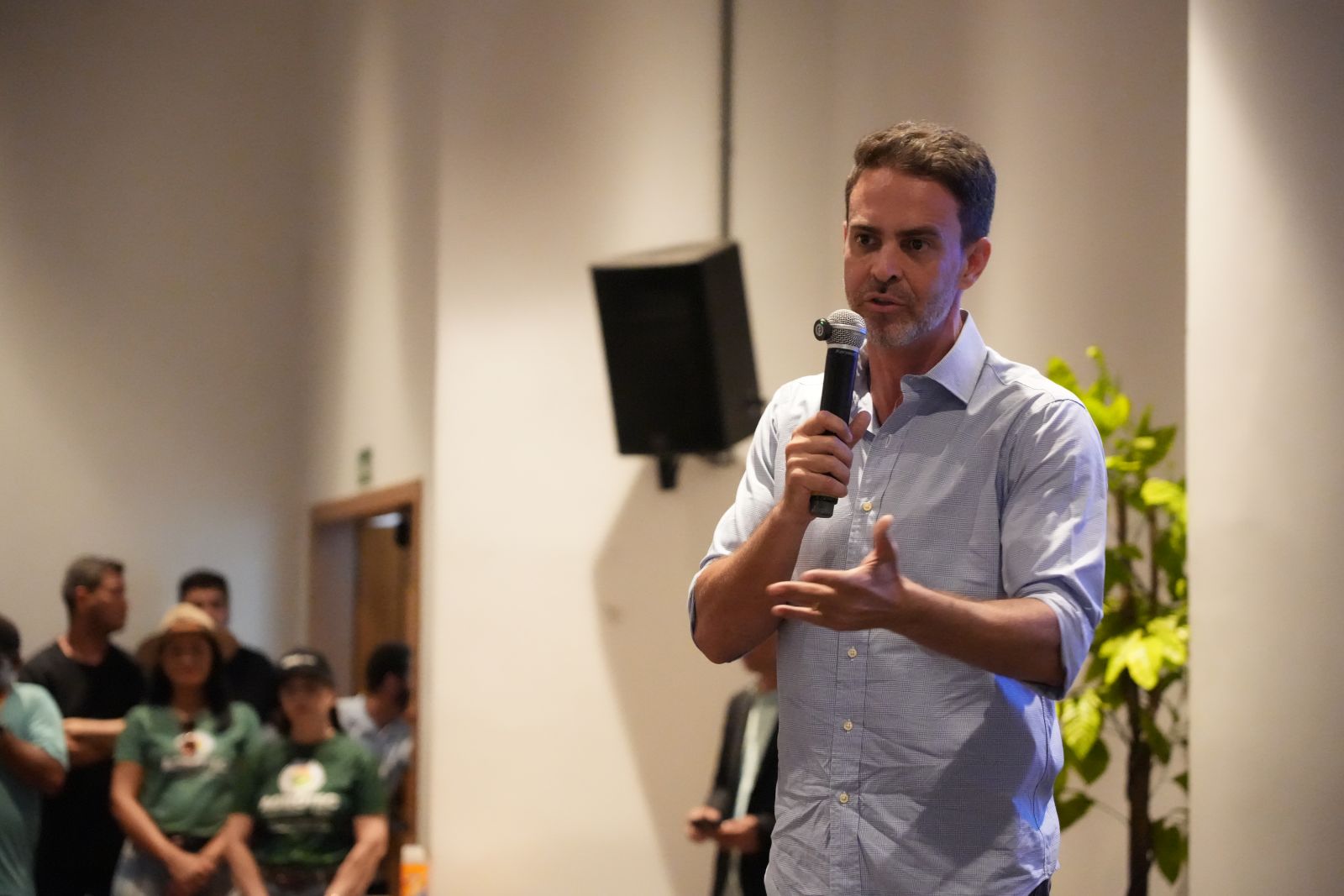 Léo Moraes disse que a limpeza urbana é um serviço contínuo no planejamento da Prefeitura