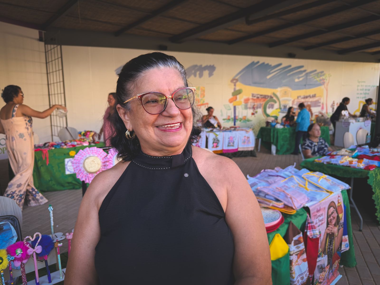 Neuza Maria encontrou no artesanato um novo começo, transformando criatividade em superação, autoestima e qualidade de vida